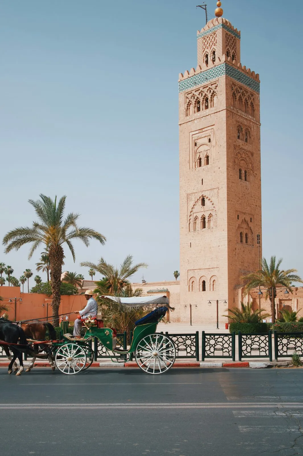 Balade en calèche au pied de la Koutoubia